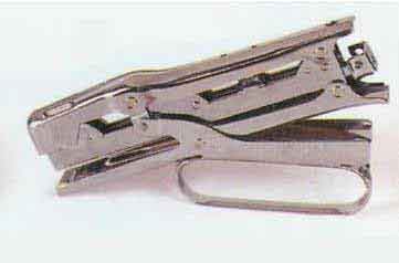 Stapler-Wavy-ClipperWire